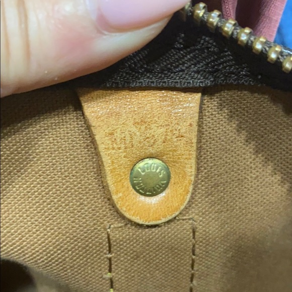 Louis Vuitton Keepall 55 Luggage Dufflebag - Picture 7 of 7